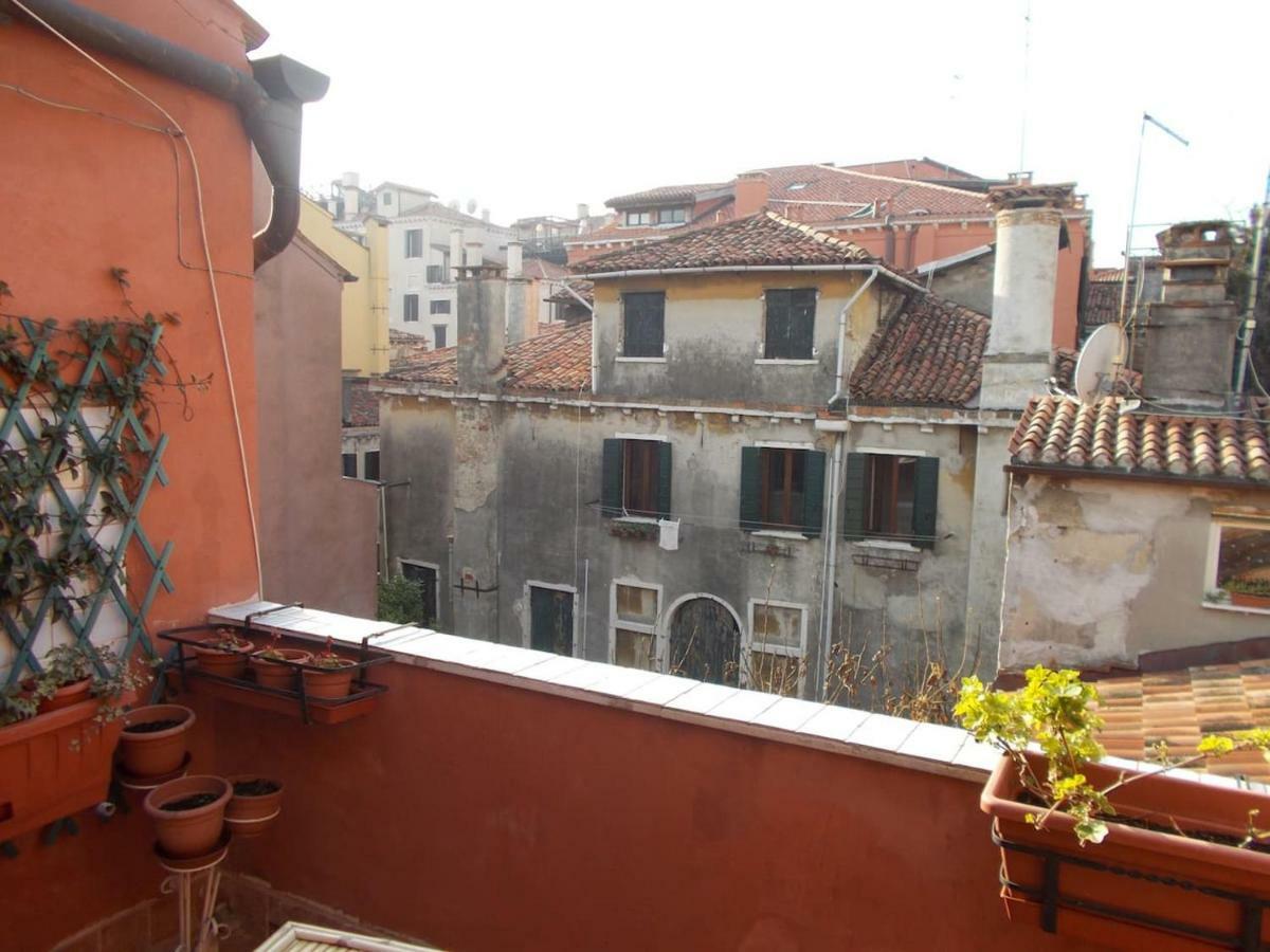 Ca' San Silvestro 2 Terrazze Nel Cuore Di Venezia Exterior foto